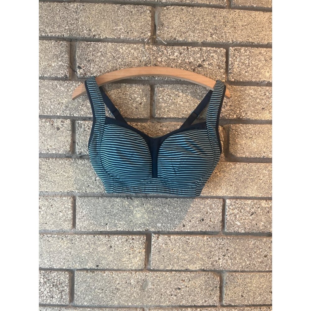 Lululemon Striped 340D Sports Bra Navy & Teal Adjustable Straps Breathable Fabri